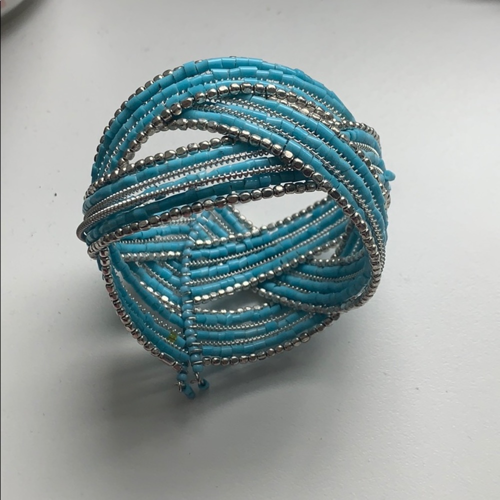 Turquoise beaded bracelet